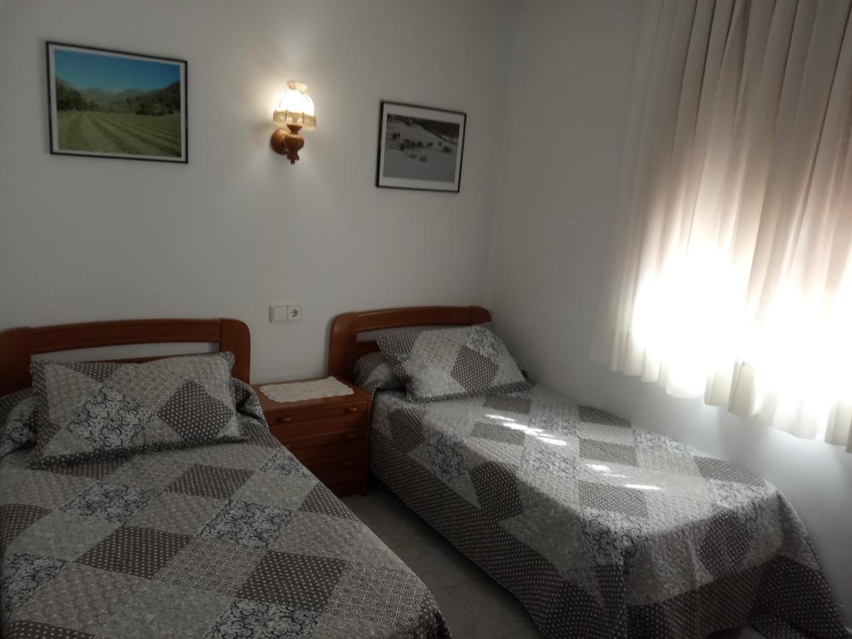 Casa Nando Guest House Естери д'Анеу Екстериор снимка