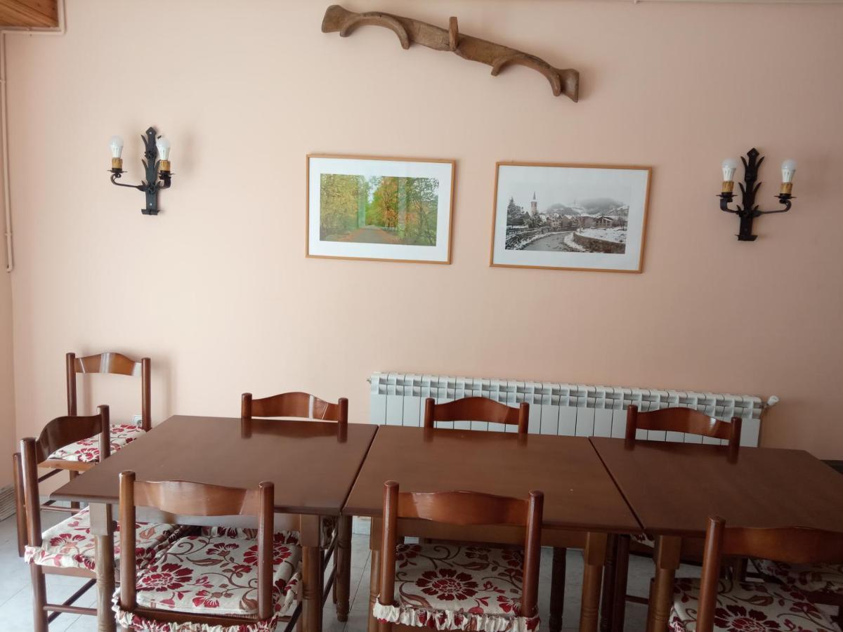 Casa Nando Guest House Естери д'Анеу Екстериор снимка