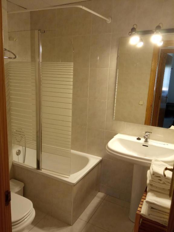 Casa Nando Guest House Естери д'Анеу Екстериор снимка