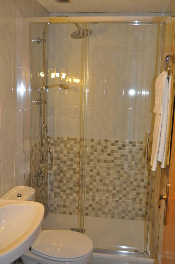 Casa Nando Guest House Естери д'Анеу Екстериор снимка
